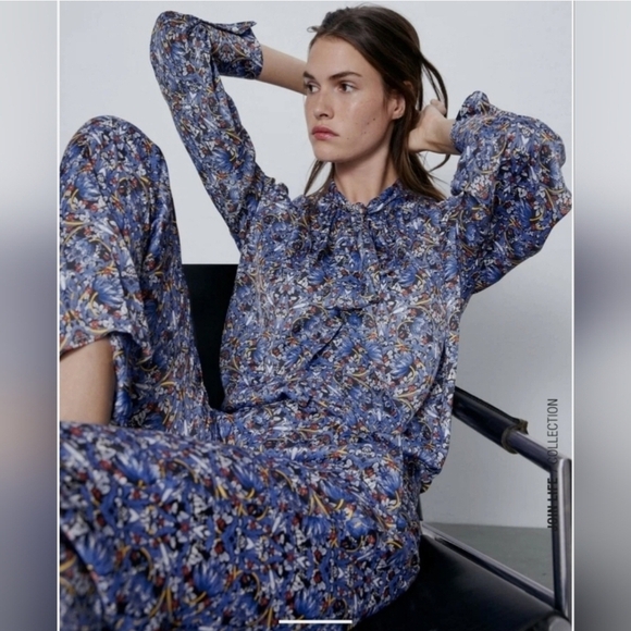 🇪🇦 Zara Blue Floral Paisley Long Sleeve Satin Blouse with Bow - Picture 14 of 16